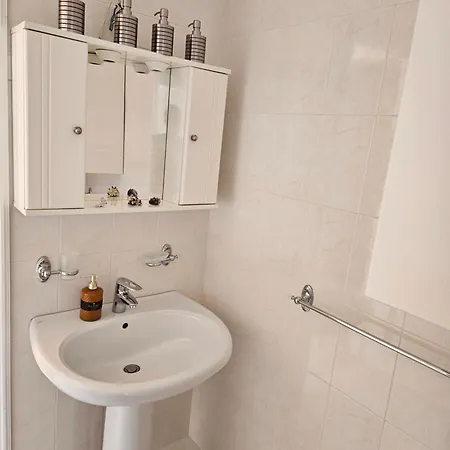 Apartament Vasiliki *